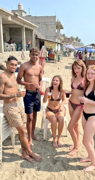 阳光海岸下的青春欢聚写实摄影