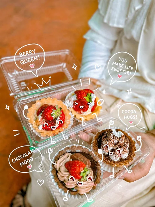 Healing-themed dessert photography hand-drawn creative graffiti