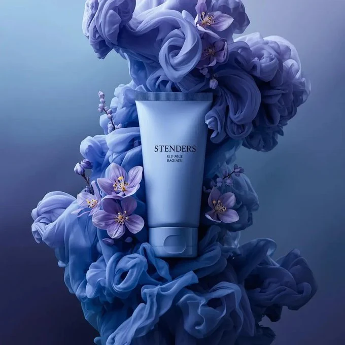 梦幻蓝紫烟雾高端护肤品摄影