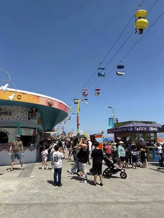Giant Cartoon Girl Adventure at the Seaside Amusement Park