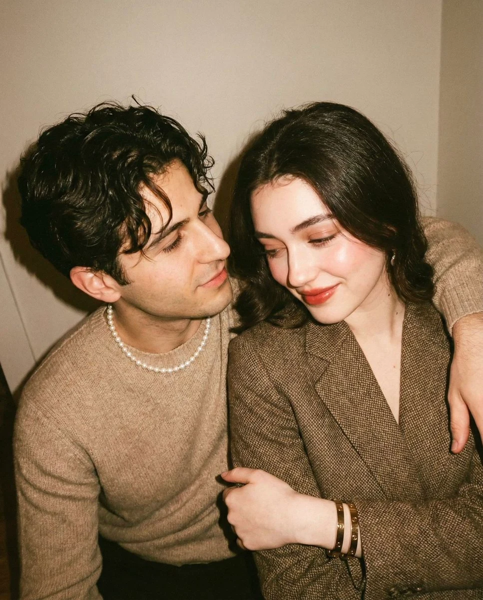 90年代复古胶片情侣直闪氛围感自拍